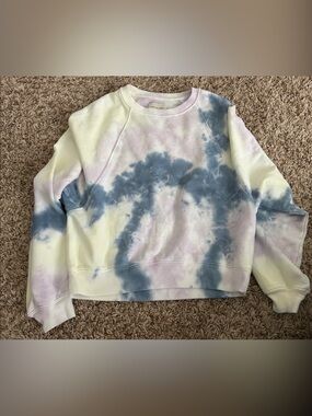 Womens Tie-Dye Crewneck Sweatshirt in Pastel Blue & Lavender , yellow